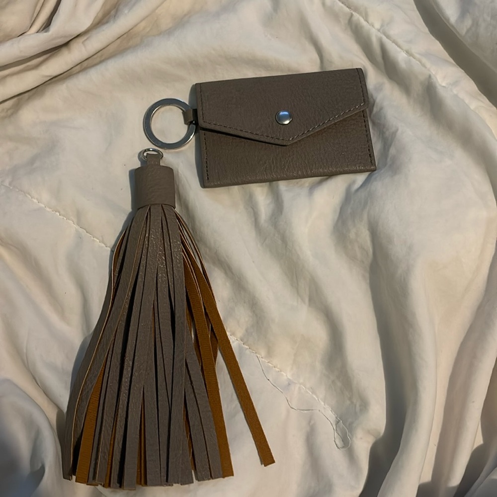 Steve Madden mini key ring wallet